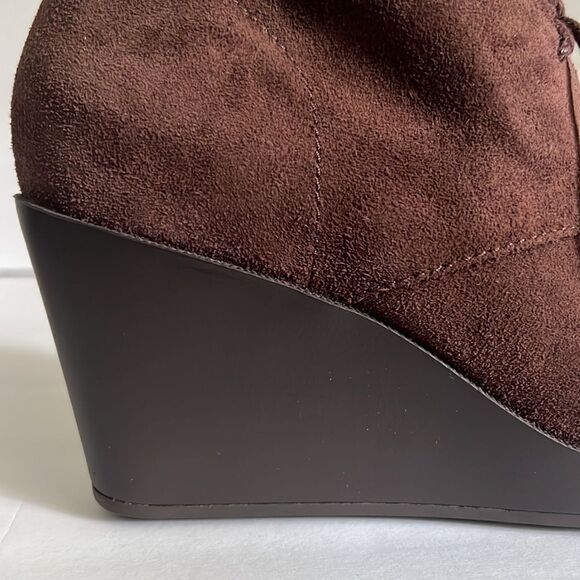Cole Haan Brown Suede Wedge Heel Lace Up Booties Size 7.5 - Picture 8 of 14